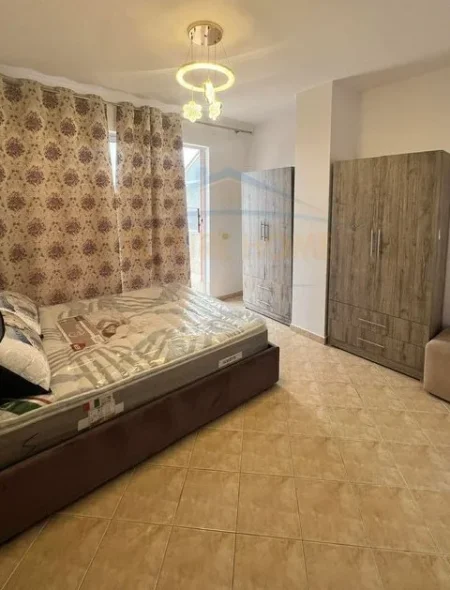 Tirane, jepet me qera apartament Kati 8, 72 m² 400 € (Nela 6)