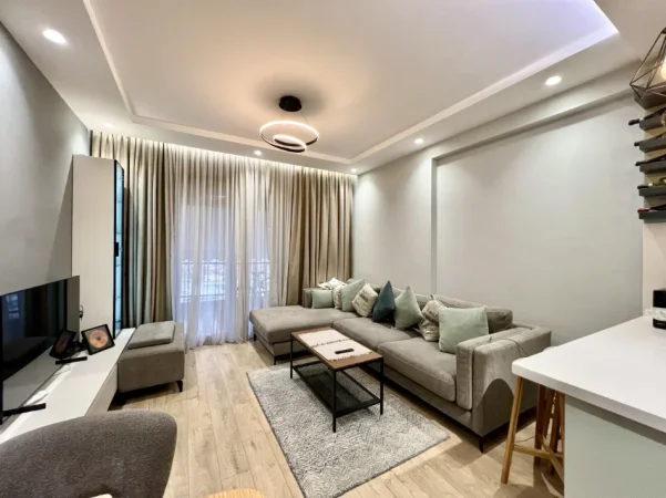 Tirane, shitet apartament 2+1 Kati 7, 100 m² 210.000 € (5 maji)