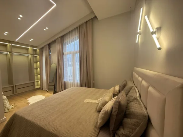 Tirane, jepet me qera apartament 3 Katshe Kati 0, 500 m² 5.000 € (Mjull-Bathore)