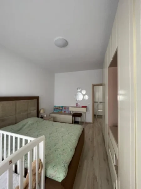 Tirane, jepet me qera apartament 1+1 Kati 3, 70 m² 600 € 