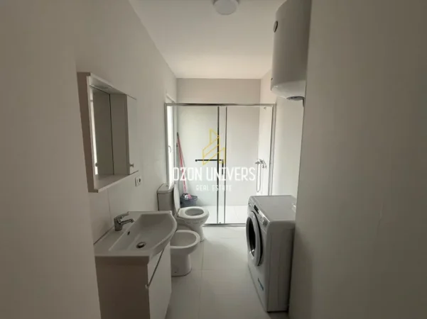 Tirane, jepet me qera apartament 2+1+Ballkon Kati 3, 80 m² 550 € (Selitë)