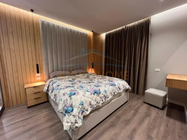 Tirane, shitet apartament 2+1+Ballkon Kati 1, 111 m² 260.000 € (ALI DEMI,TIRANE)