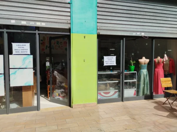 Tirane, shes Biznes me rroba te reja dhe rroba te perdorura 1 €