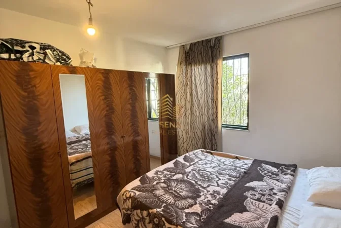 Tirane, jepet me qera apartament 1+1 Kati 2, 65 m² 350 € (Don Bosko)