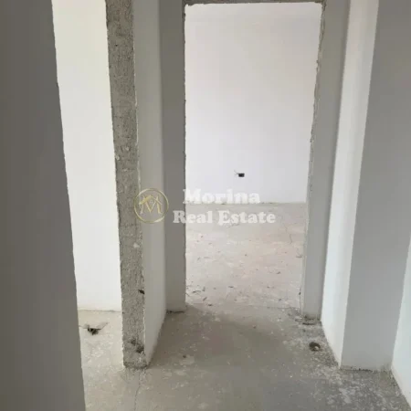 Tirane, shitet apartament 1+1 Kati 4, 73 m² 138.000 € (Rruga e Dibres)