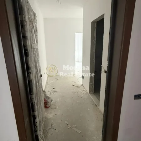 Tirane, shitet apartament 1+1 Kati 4, 73 m² 138.000 € (Rruga e Dibres)