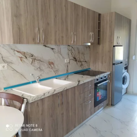 Tirane, jap me qera apartament 1+1 Kati 2, 54 m² 350 € (Rruga aleks caci-TIRANA)