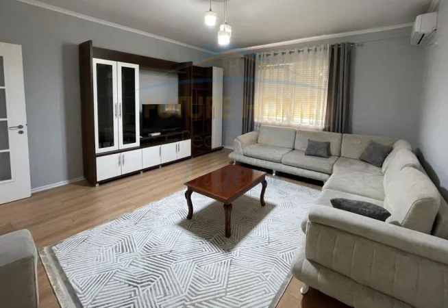 Qera, Apartament 2+1+2, Kopshti Zoologjik, Tiranë