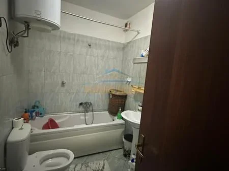 Tirane, shitet apartament 2+1 Kati 8, 102 m² 160.000 € 