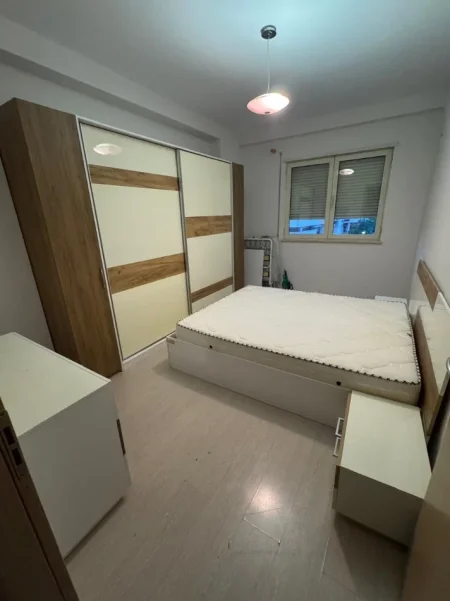 Tirane, jepet me qera apartament 1+1 Kati 2, 70 m² 500 € (Don Bosko tek Bujtina e Gjelit)