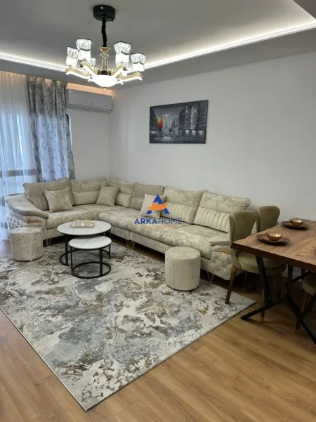 Tirane, shitet apartament 2+1+Ballkon Kati 7, 116 m² 265.000 € 