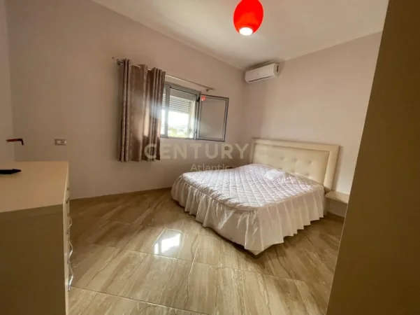 Durres, jepet me qera shtepi 2+1 Kati 2, 90 m² 350 € (Porto Romano,Durres)