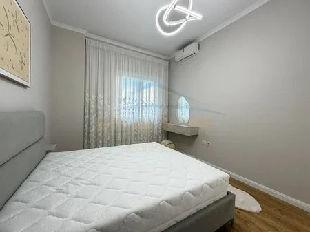 Tirane, shitet apartament 2+1 Kati 1, 95 m² 165.000 € 