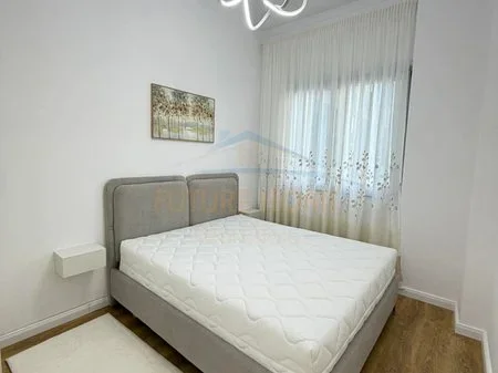 Tirane, shitet apartament 2+1 Kati 1, 95 m² 165.000 € 