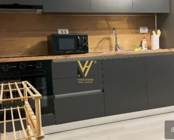 Tirane, jepet me qera apartament 1+1+Ballkon Kati 3, 78 m² 670 € (RRUGA E DURRESIT)