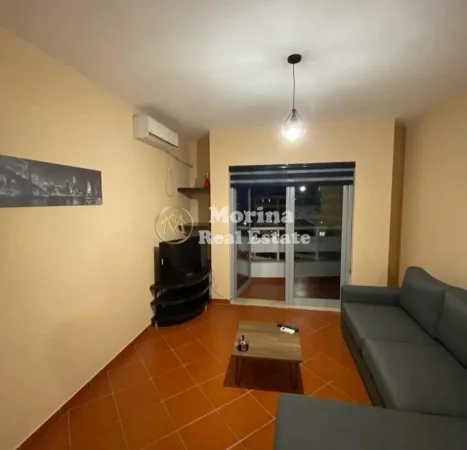 Tirane, jepet me qera apartament 1+1 Kati 9, 60 m² 600 € (Pallati me Shigjeta)