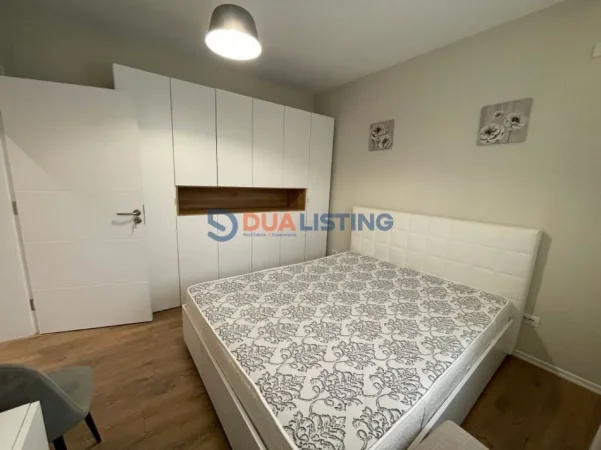 Tirane, jepet me qera apartament 2+1 , 72 m² 500 € (Brryli)