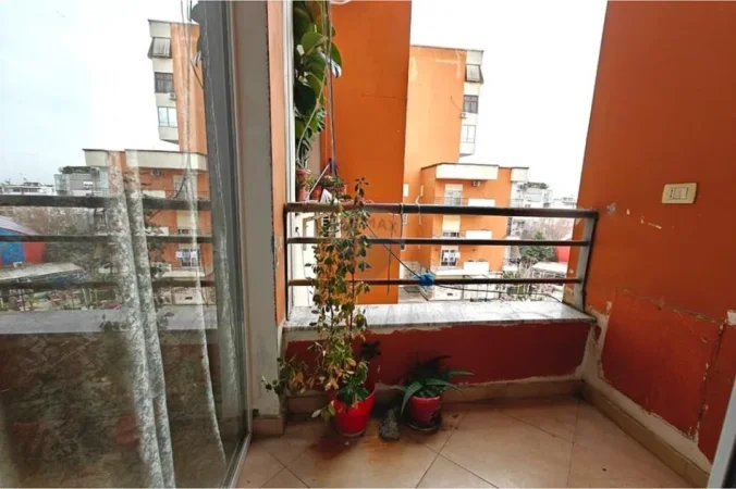 Tirane, jepet me qera apartament 1+1 Kati 3, 70 m² 330 € (Rruga Muhamet Deliu)