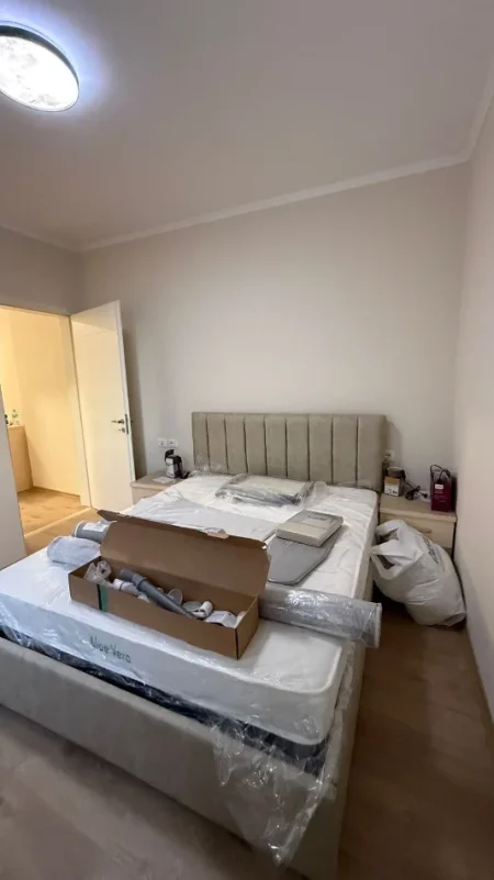 Tirane, jepet me qera apartament 1+1 Kati 3, 70 m² 500 € (Vila L ne Astir)