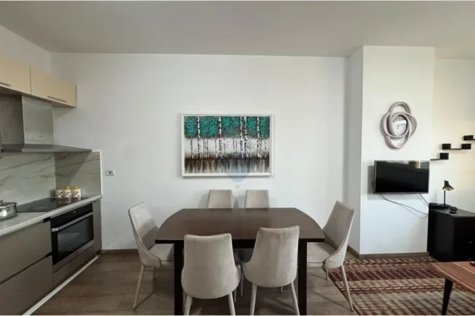 Tirane, jepet me qera apartament 2+1 , 100 m² 600 € 