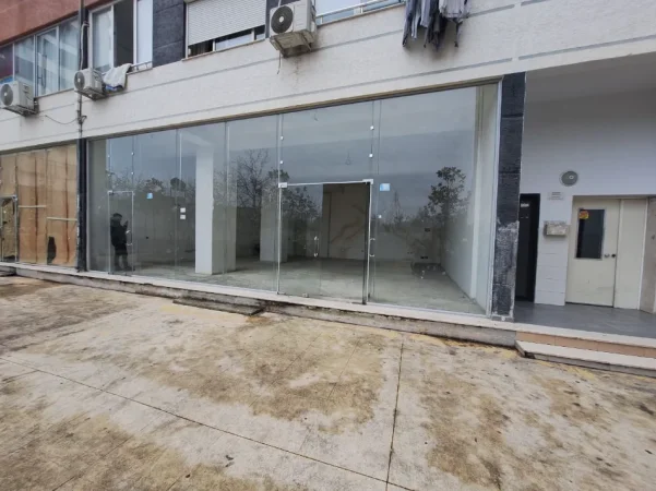 Tirane, shitet ambjent biznesi Kati 0, 110 m² 135.000 € 