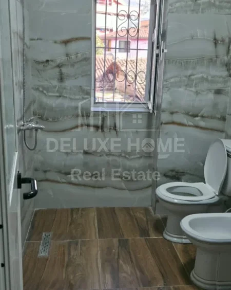 Tirane, jepet me qera apartament 1+1 Kati 2, 60 m² 700 € 