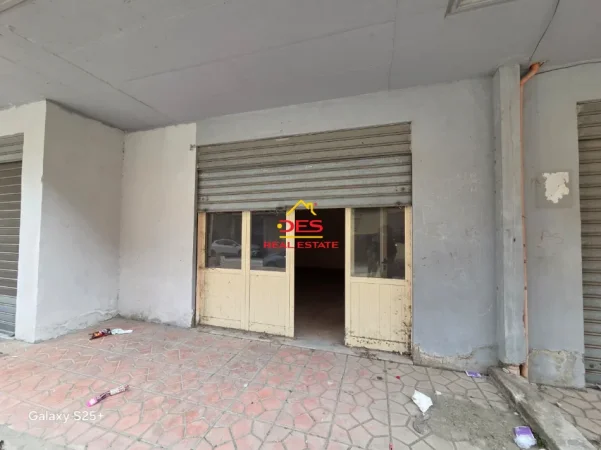 Vlore, shitet ambjent biznesi Kati 0, 50 m² 60.000 € (Rruga Hajredin Haxhiraj)