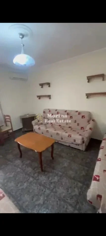 Tirane, shitet apartament 1+1 Kati 4, 54 m² 117.000 € (Rruga Kavajes)
