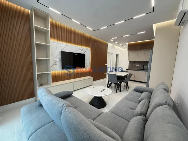 Tirane, jepet me qera apartament 1+1 , 78 m² 1.000 € (Zogu i Zi)