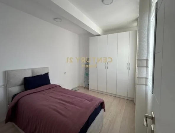 Tirane, jepet me qera apartament 2+1 Kati 2, 72 m² 650 € (Pazari i Ri)