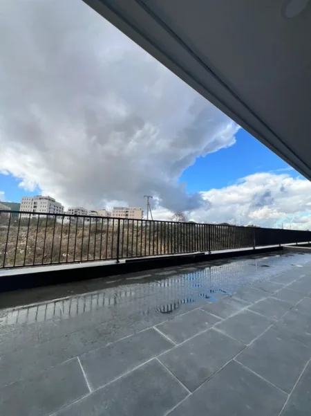 Jepet me qera apartament 2+1+Ballkon Kati 1, 1.200 €