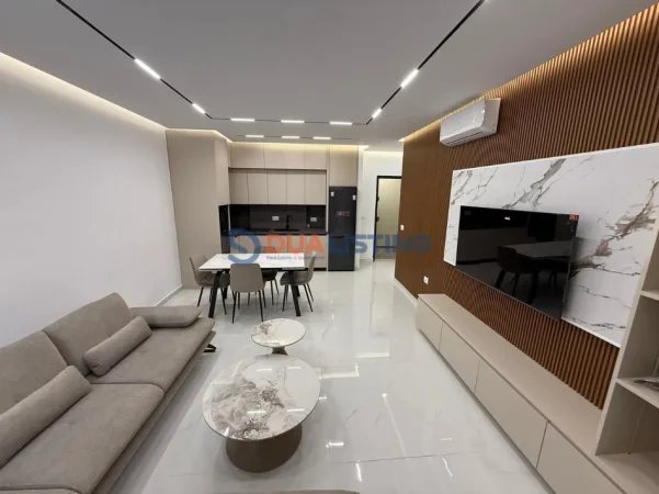 Tirane, jepet me qera apartament 1+1 , 82 m² 1.000 € (Zogu i Zi)