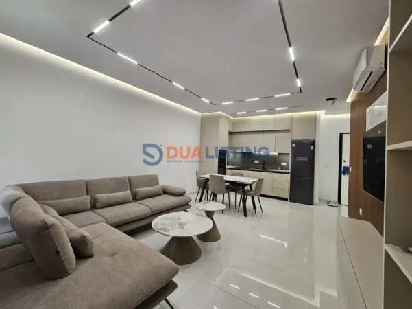 Tirane, jepet me qera apartament 1+1 , 82 m² 1.000 € (Zogu i Zi)