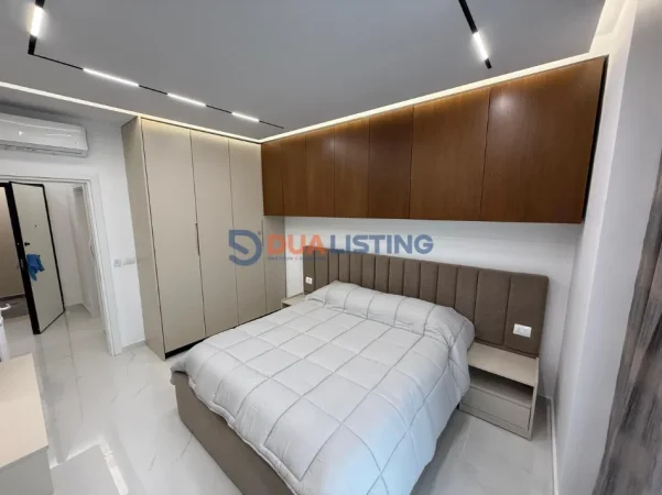 Tirane, jepet me qera apartament 1+1 , 82 m² 1.000 € (Zogu i Zi)