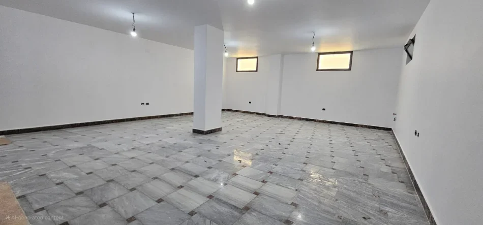 Tirane, jepet me qera dyqan Kati 0, 200 m² 3.000 € 
