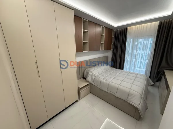 Tirane, jepet me qera apartament 1+1 , 68 m² 800 € (Zogu i Zi)