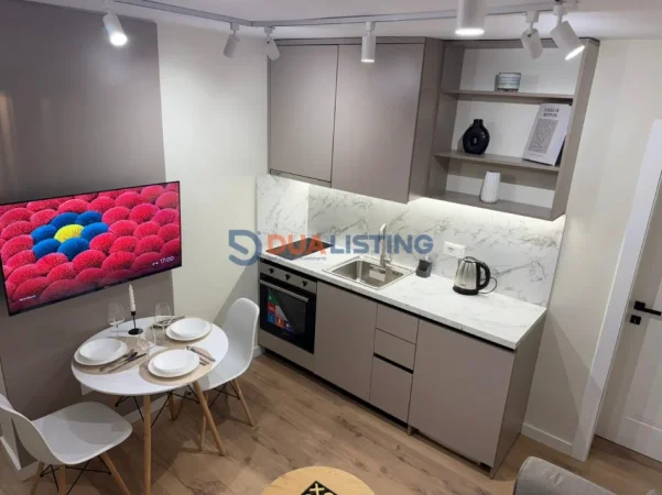Tirane, shitet apartament 1+1 , 65 m² 193.000 € (21 Dhjetori)