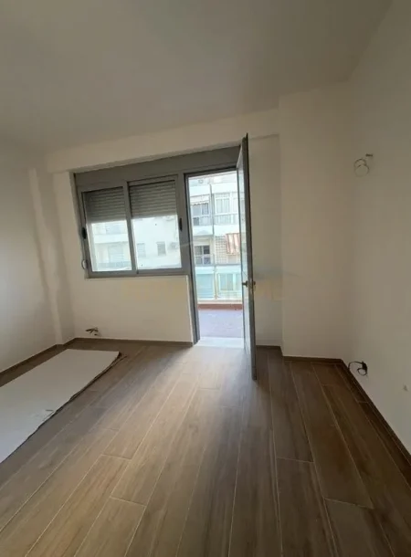 Durres, shitet apartament 1+1+Ballkon Kati 4, 58 m² 82.000 € 