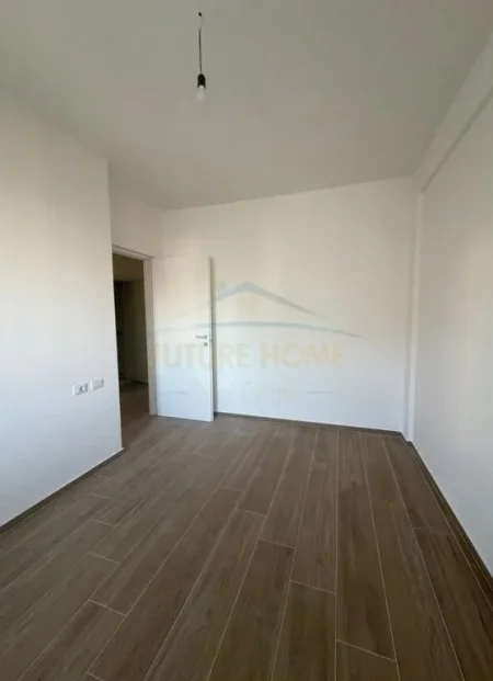 Durres, shitet apartament 1+1+Ballkon Kati 4, 58 m² 82.000 € 