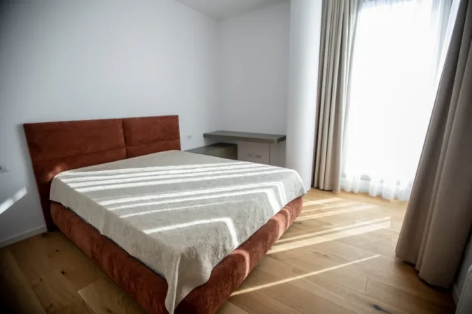 Tirane, jepet me qera Vile 3 Katshe , 480 m² 5.000 € (TEG – Tirana East Gate)