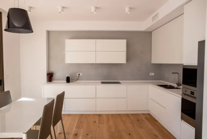 Tirane, jepet me qera Vile 3 Katshe , 480 m² 5.000 € (TEG – Tirana East Gate)