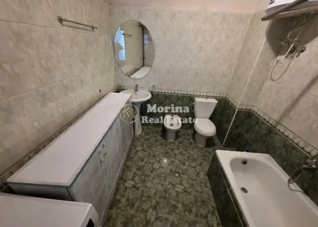 Tirane, jepet me qera apartament 3+1 Kati 5, 110 m² 750 € (Rruga Siri Kodra)