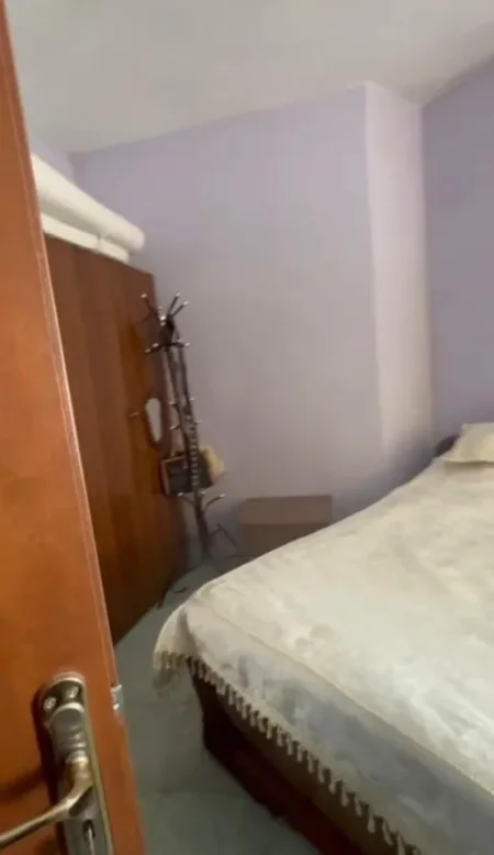 Tirane, jepet me qera apartament 2+1 Kati 7, 75 m² 350 € 