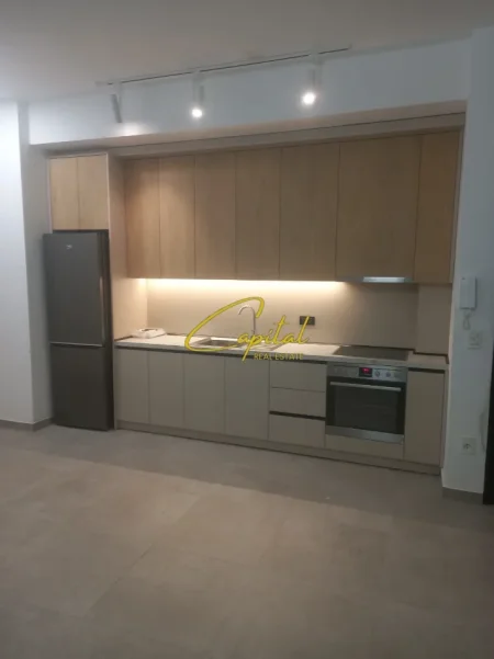 Tirane, jepet me qera apartament 2+1 Kati 1, 86 m² 400 € (5 MAJI)