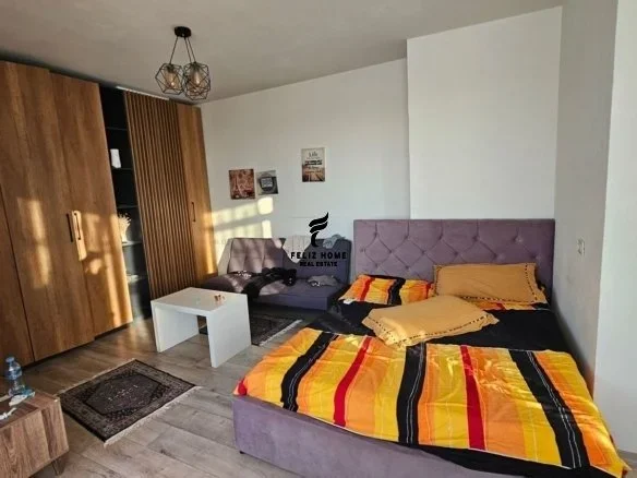 Tirane, jepet me qera garsonier Kati 11, 45 m² 460 € (RRUGA E KAVAJES)