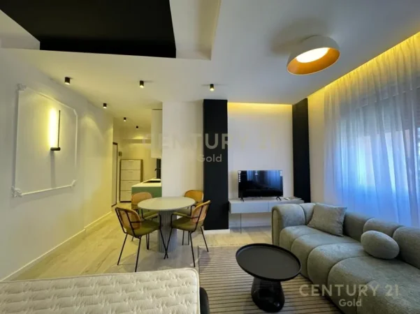 Tirane, jepet me qera apartament 1+1 Kati 4, 38 m² 500 € (Komuna e Parisit)