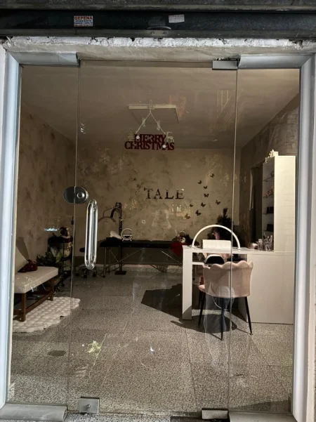 Tirane, jap me qera ambjent biznesi Kati 1, 45 m² 600 € (21 Dhjetori)