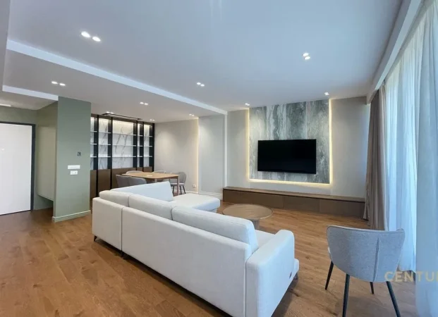 Tirane, jepet me qera apartament 2+1 Kati 8, 130 m² 2.000 € (Lake View)