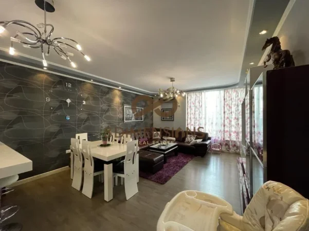 Tirane, shitet apartament 2+1+Ballkon Kati 2, 106 m² 155.000 € (yzberisht)