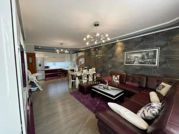 Tirane, shitet apartament 2+1+Ballkon Kati 2, 106 m² 155.000 € (yzberisht)